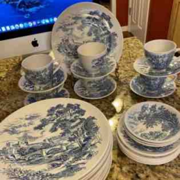 Wedgewood enoch Tunstall ltd blue an white china